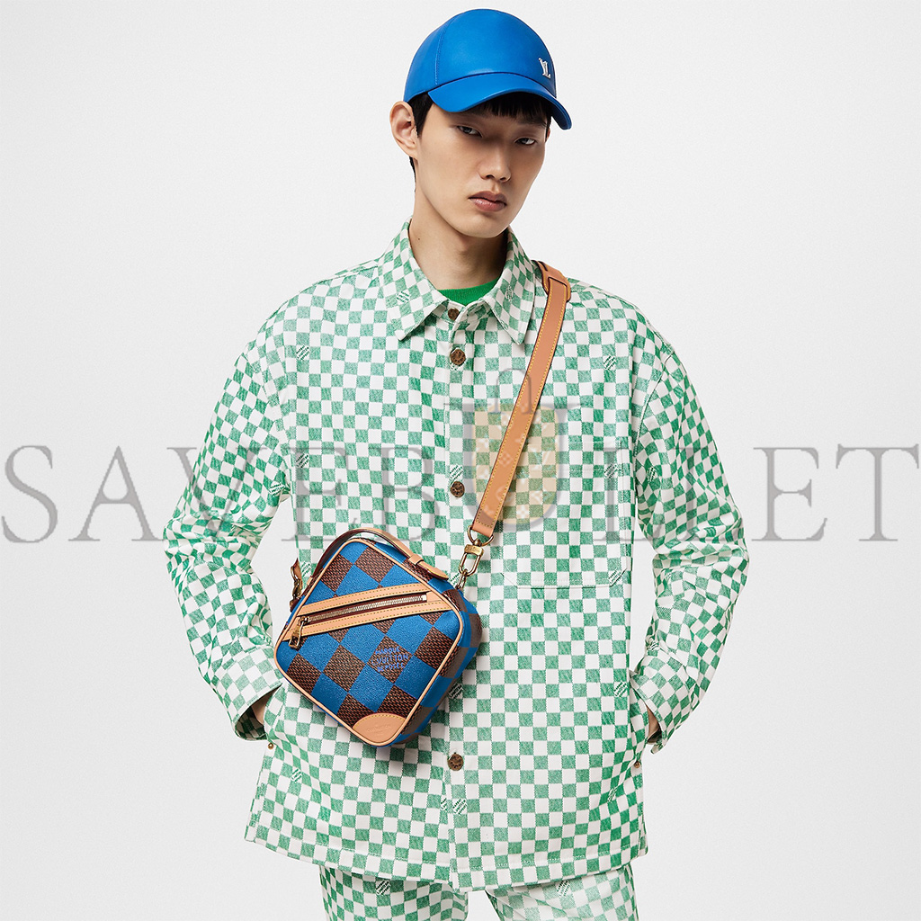 LOUIS VUITTON MASTER CHESS MESSENGER N40547 (24*24*8cm)